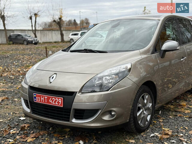 Рено Сценик 2012 в Луцке на Automoto.ua Бежевый Рено Сценик, объемом двигателя 1.6 л и пробегом 177 тыс. км за 7200 $, фото 13 на Automoto.ua
