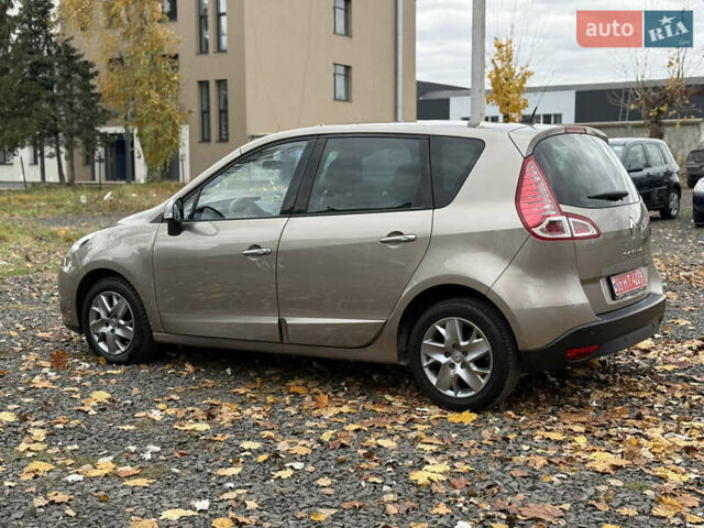 Рено Сценик 2012 в Луцке на Automoto.ua Бежевый Рено Сценик, объемом двигателя 1.6 л и пробегом 177 тыс. км за 7200 $, фото 14 на Automoto.ua