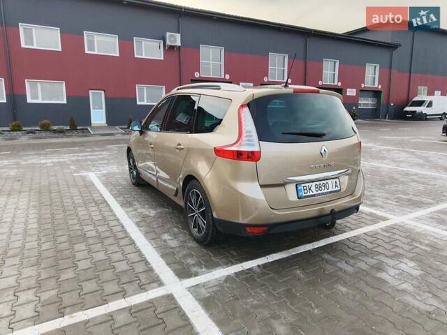 Бежевый Рено Сценик, объемом двигателя 1.6 л и пробегом 257 тыс. км за 8950 $, фото 2 на Automoto.ua