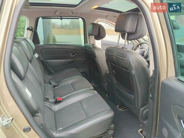 Бежевый Рено Сценик, объемом двигателя 1.6 л и пробегом 257 тыс. км за 8950 $, фото 13 на Automoto.ua