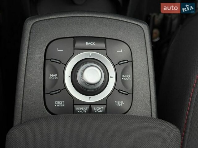 Бежевий Рено Сценік, об'ємом двигуна 1.5 л та пробігом 123 тис. км за 10650 $, фото 100 на Automoto.ua