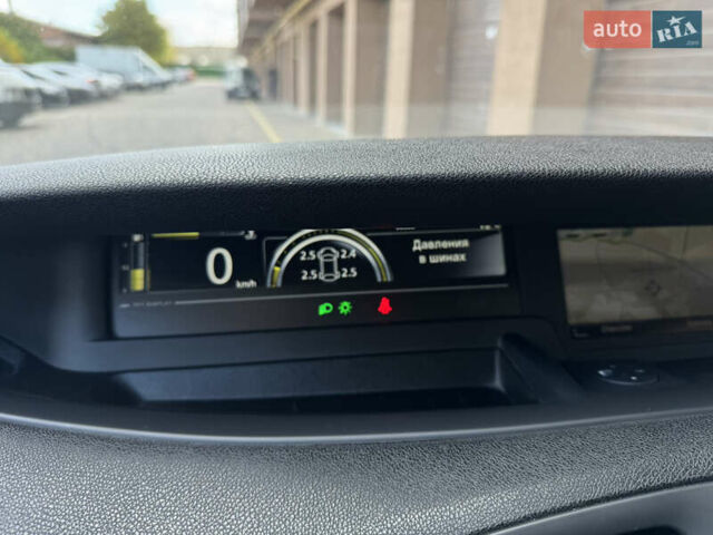 Бежевый Рено Сценик, объемом двигателя 1.2 л и пробегом 110 тыс. км за 7999 $, фото 34 на Automoto.ua