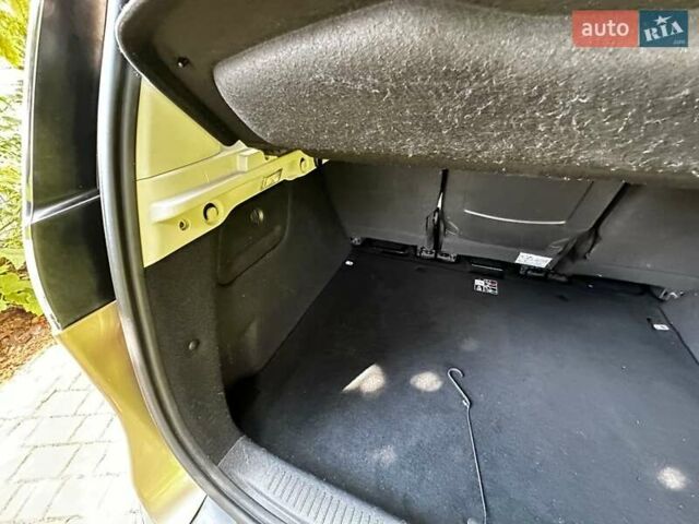 Бежевий Рено Сценік, об'ємом двигуна 1.5 л та пробігом 185 тис. км за 8400 $, фото 10 на Automoto.ua