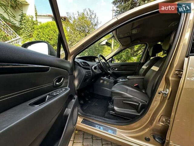 Бежевий Рено Сценік, об'ємом двигуна 1.5 л та пробігом 185 тис. км за 8400 $, фото 11 на Automoto.ua