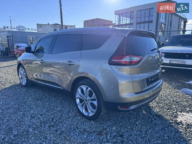 Бежевый Рено Сценик, объемом двигателя 1.5 л и пробегом 200 тыс. км за 14999 $, фото 5 на Automoto.ua