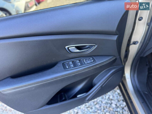 Бежевый Рено Сценик, объемом двигателя 1.5 л и пробегом 200 тыс. км за 14999 $, фото 20 на Automoto.ua