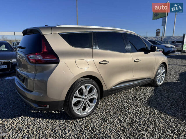 Бежевый Рено Сценик, объемом двигателя 1.5 л и пробегом 200 тыс. км за 14999 $, фото 11 на Automoto.ua