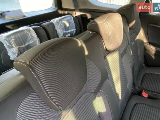 Бежевий Рено Сценік, об'ємом двигуна 1.5 л та пробігом 199 тис. км за 17300 $, фото 34 на Automoto.ua