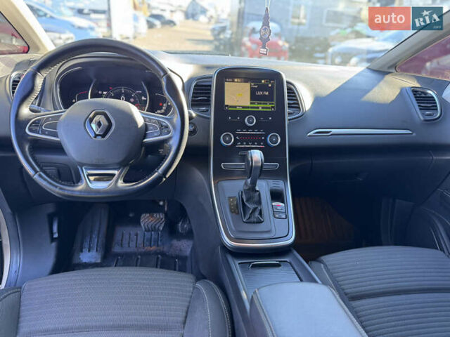 Бежевый Рено Сценик, объемом двигателя 1.5 л и пробегом 200 тыс. км за 14999 $, фото 33 на Automoto.ua