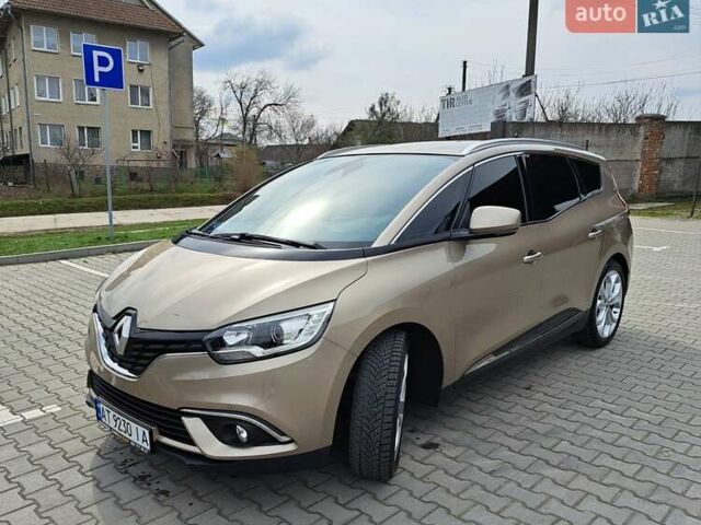 Бежевий Рено Сценік, об'ємом двигуна 1.5 л та пробігом 199 тис. км за 17300 $, фото 1 на Automoto.ua