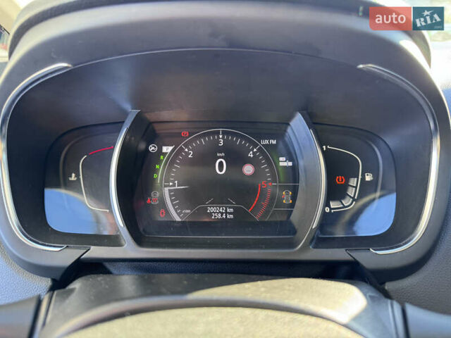 Бежевый Рено Сценик, объемом двигателя 1.5 л и пробегом 200 тыс. км за 14999 $, фото 24 на Automoto.ua