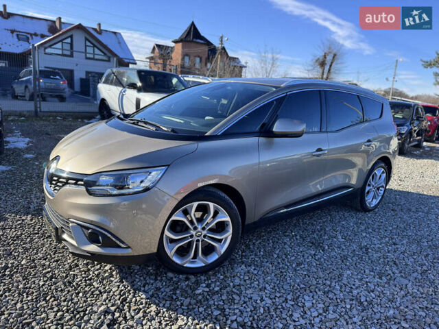 Бежевый Рено Сценик, объемом двигателя 1.5 л и пробегом 200 тыс. км за 14999 $, фото 3 на Automoto.ua