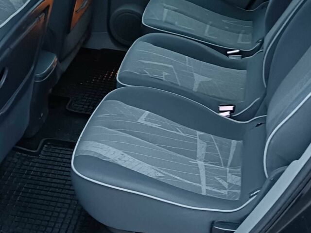 Черный Рено Сценик, объемом двигателя 1.6 л и пробегом 263 тыс. км за 4200 $, фото 10 на Automoto.ua