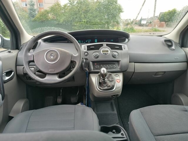 Черный Рено Сценик, объемом двигателя 0 л и пробегом 280 тыс. км за 3200 $, фото 4 на Automoto.ua