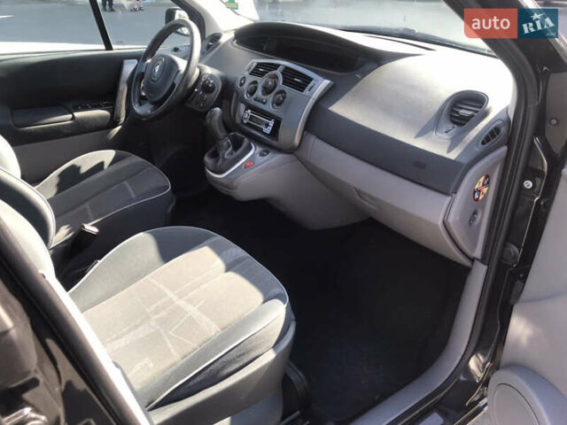 Черный Рено Сценик, объемом двигателя 1.6 л и пробегом 168 тыс. км за 4499 $, фото 25 на Automoto.ua