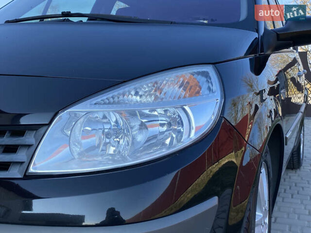 Черный Рено Сценик, объемом двигателя 1.6 л и пробегом 242 тыс. км за 4550 $, фото 27 на Automoto.ua