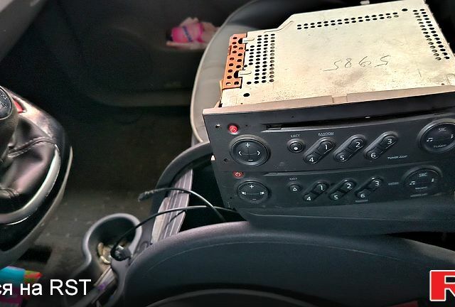 Черный Рено Сценик, объемом двигателя 1.6 л и пробегом 221 тыс. км за 4600 $, фото 13 на Automoto.ua