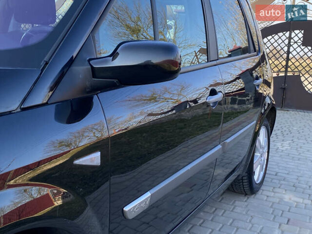 Черный Рено Сценик, объемом двигателя 1.6 л и пробегом 242 тыс. км за 4550 $, фото 26 на Automoto.ua