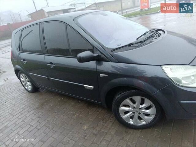 Черный Рено Сценик, объемом двигателя 1.6 л и пробегом 300 тыс. км за 3999 $, фото 2 на Automoto.ua