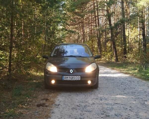 Черный Рено Сценик, объемом двигателя 1.9 л и пробегом 250 тыс. км за 6444 $, фото 2 на Automoto.ua
