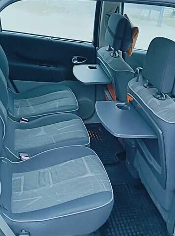 Черный Рено Сценик, объемом двигателя 1.6 л и пробегом 263 тыс. км за 4200 $, фото 20 на Automoto.ua