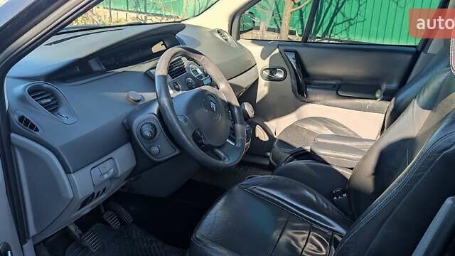 Чорний Рено Сценік, об'ємом двигуна 1.87 л та пробігом 274 тис. км за 4750 $, фото 1 на Automoto.ua