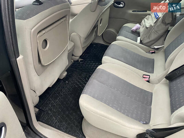 Чорний Рено Сценік, об'ємом двигуна 1.6 л та пробігом 200 тис. км за 5600 $, фото 14 на Automoto.ua