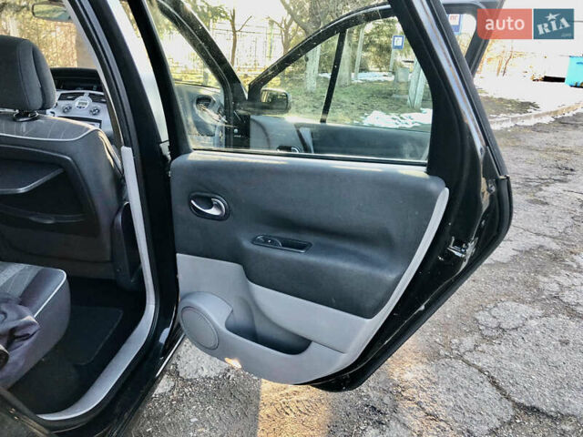 Чорний Рено Сценік, об'ємом двигуна 1.6 л та пробігом 230 тис. км за 4550 $, фото 32 на Automoto.ua