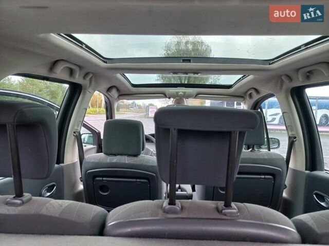Черный Рено Сценик, объемом двигателя 1.6 л и пробегом 310 тыс. км за 3599 $, фото 37 на Automoto.ua