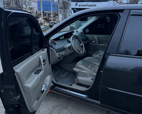 Черный Рено Сценик, объемом двигателя 1.99 л и пробегом 310 тыс. км за 4600 $, фото 22 на Automoto.ua