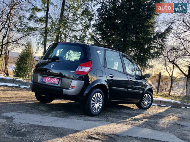 Чорний Рено Сценік, об'ємом двигуна 1.6 л та пробігом 230 тис. км за 4550 $, фото 6 на Automoto.ua