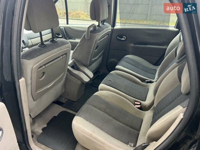 Черный Рено Сценик, объемом двигателя 1.46 л и пробегом 381 тыс. км за 2999 $, фото 7 на Automoto.ua