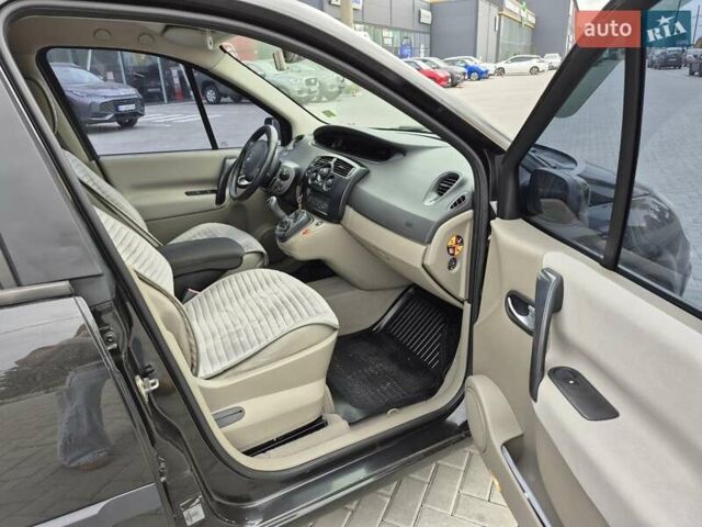 Черный Рено Сценик, объемом двигателя 1.6 л и пробегом 211 тыс. км за 4900 $, фото 7 на Automoto.ua