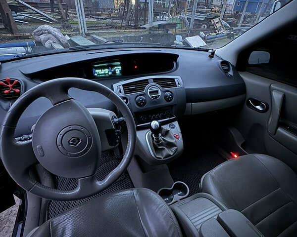 Черный Рено Сценик, объемом двигателя 1.99 л и пробегом 310 тыс. км за 4600 $, фото 21 на Automoto.ua