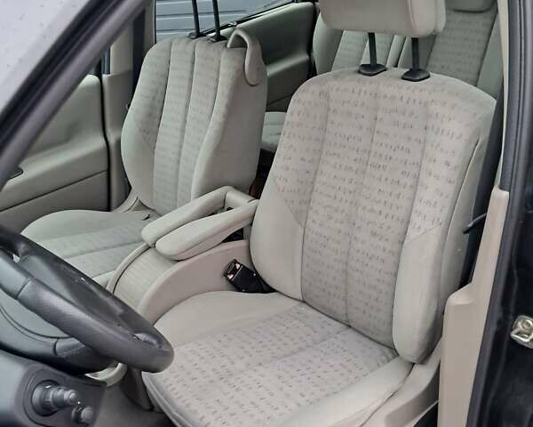 Черный Рено Сценик, объемом двигателя 1.6 л и пробегом 241 тыс. км за 4990 $, фото 14 на Automoto.ua