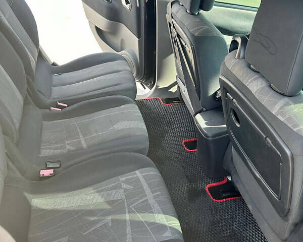 Черный Рено Сценик, объемом двигателя 2 л и пробегом 189 тыс. км за 4700 $, фото 36 на Automoto.ua