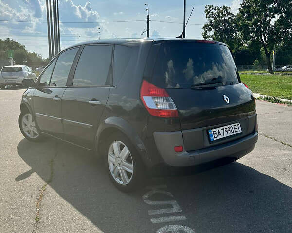 Черный Рено Сценик, объемом двигателя 2 л и пробегом 189 тыс. км за 4700 $, фото 9 на Automoto.ua