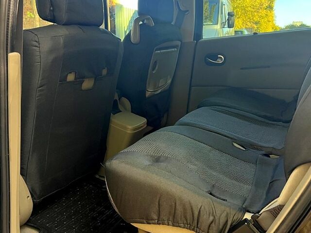 Черный Рено Сценик, объемом двигателя 1.6 л и пробегом 129 тыс. км за 5200 $, фото 5 на Automoto.ua