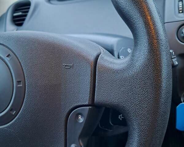 Черный Рено Сценик, объемом двигателя 1.6 л и пробегом 242 тыс. км за 4999 $, фото 26 на Automoto.ua