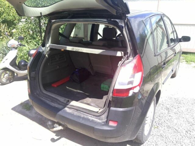 Черный Рено Сценик, объемом двигателя 1.6 л и пробегом 226 тыс. км за 3500 $, фото 5 на Automoto.ua