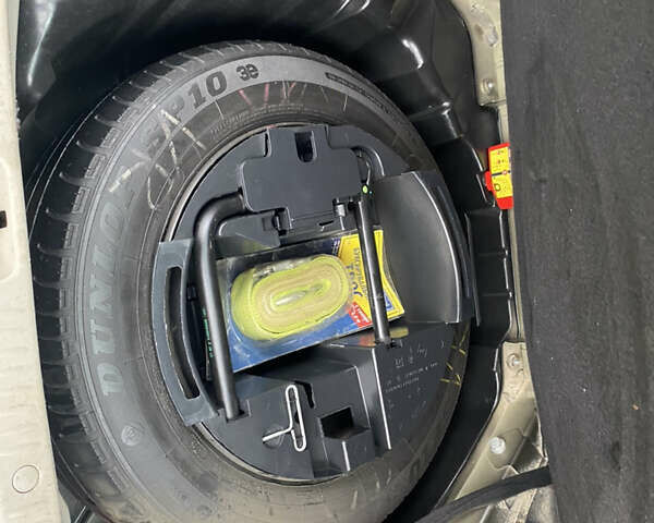 Чорний Рено Сценік, об'ємом двигуна 1.6 л та пробігом 200 тис. км за 5600 $, фото 8 на Automoto.ua