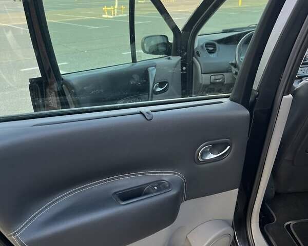 Черный Рено Сценик, объемом двигателя 1.6 л и пробегом 230 тыс. км за 5200 $, фото 12 на Automoto.ua