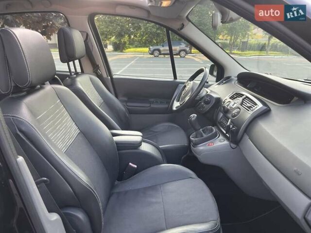 Черный Рено Сценик, объемом двигателя 1.6 л и пробегом 230 тыс. км за 5200 $, фото 19 на Automoto.ua