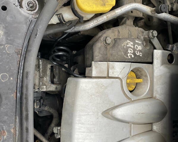 Чорний Рено Сценік, об'ємом двигуна 1.6 л та пробігом 200 тис. км за 5600 $, фото 16 на Automoto.ua