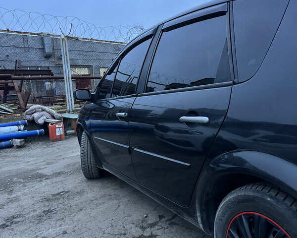 Черный Рено Сценик, объемом двигателя 1.99 л и пробегом 310 тыс. км за 4600 $, фото 7 на Automoto.ua