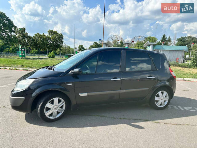 Черный Рено Сценик, объемом двигателя 2 л и пробегом 189 тыс. км за 4700 $, фото 12 на Automoto.ua