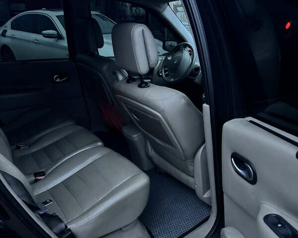 Черный Рено Сценик, объемом двигателя 1.99 л и пробегом 310 тыс. км за 4600 $, фото 9 на Automoto.ua