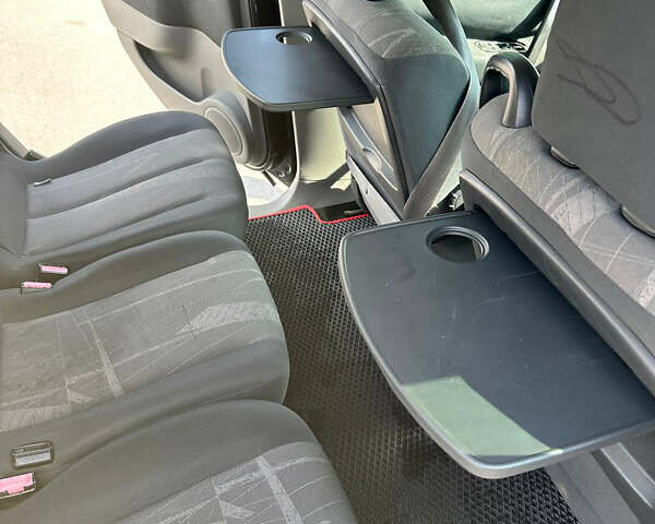 Черный Рено Сценик, объемом двигателя 2 л и пробегом 189 тыс. км за 4700 $, фото 37 на Automoto.ua