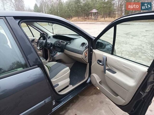 Черный Рено Сценик, объемом двигателя 1.6 л и пробегом 230 тыс. км за 4300 $, фото 9 на Automoto.ua