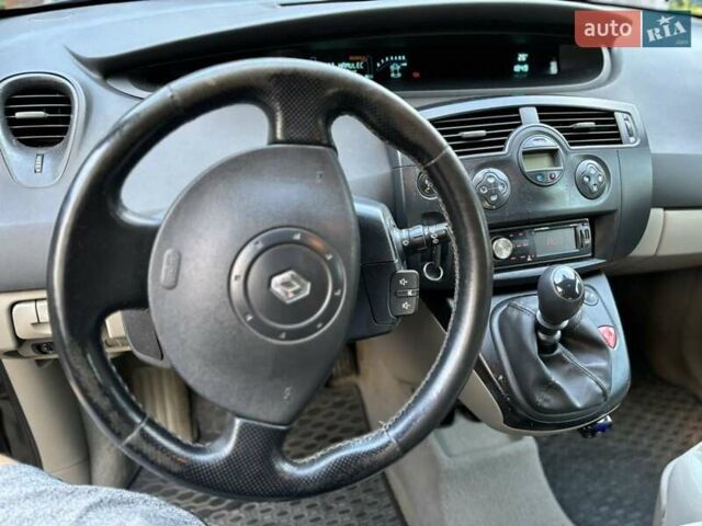 Черный Рено Сценик, объемом двигателя 1.5 л и пробегом 280 тыс. км за 4700 $, фото 11 на Automoto.ua